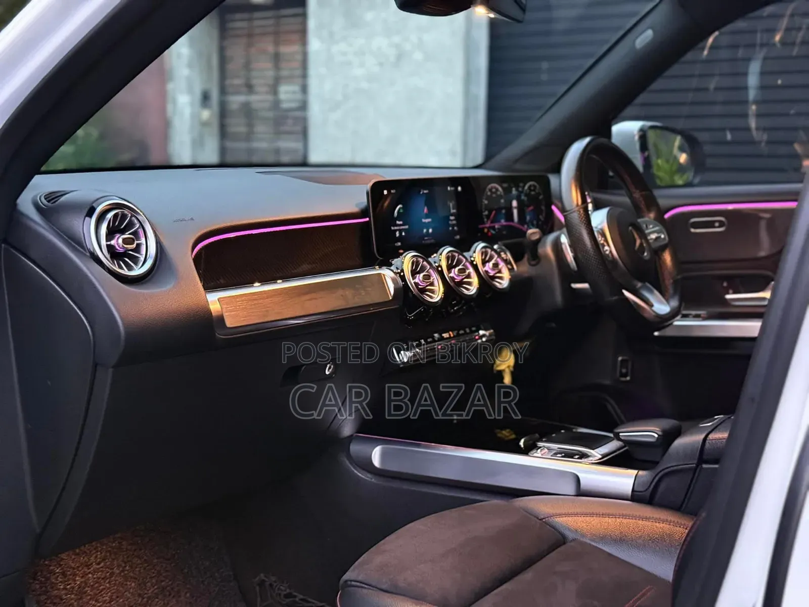 Mercedes-Benz GLB-Class GLB 200 2020 White
