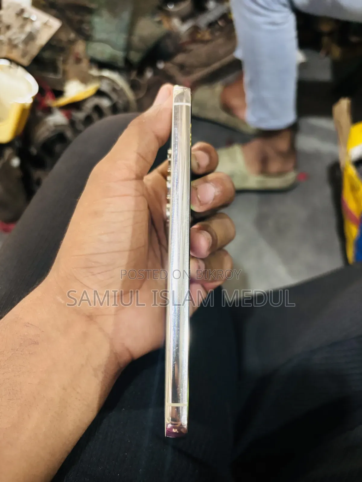 স্যামসাং গ্যালাক্সি এস২৩ ১২৮ জিবি হোয়াইট