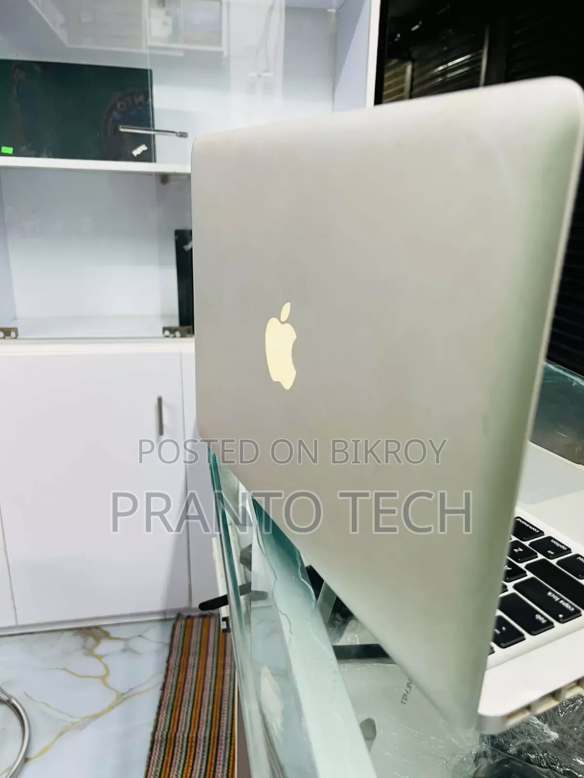 Laptop Apple MacBook Pro 8GB Intel Core i7 HDD 500GB