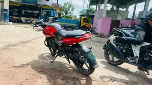 Bajaj Pulsar 135 LS 2018 Red