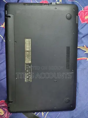 Laptop Asus VivoBook Max X541UA 4GB Intel Core i3 SSD 128GB