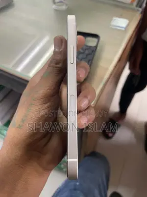 অ্যাপল আইফোন ১২ ১২৮ জিবি হোয়াইট
