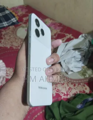 Tecno Spark 40 256 GB White