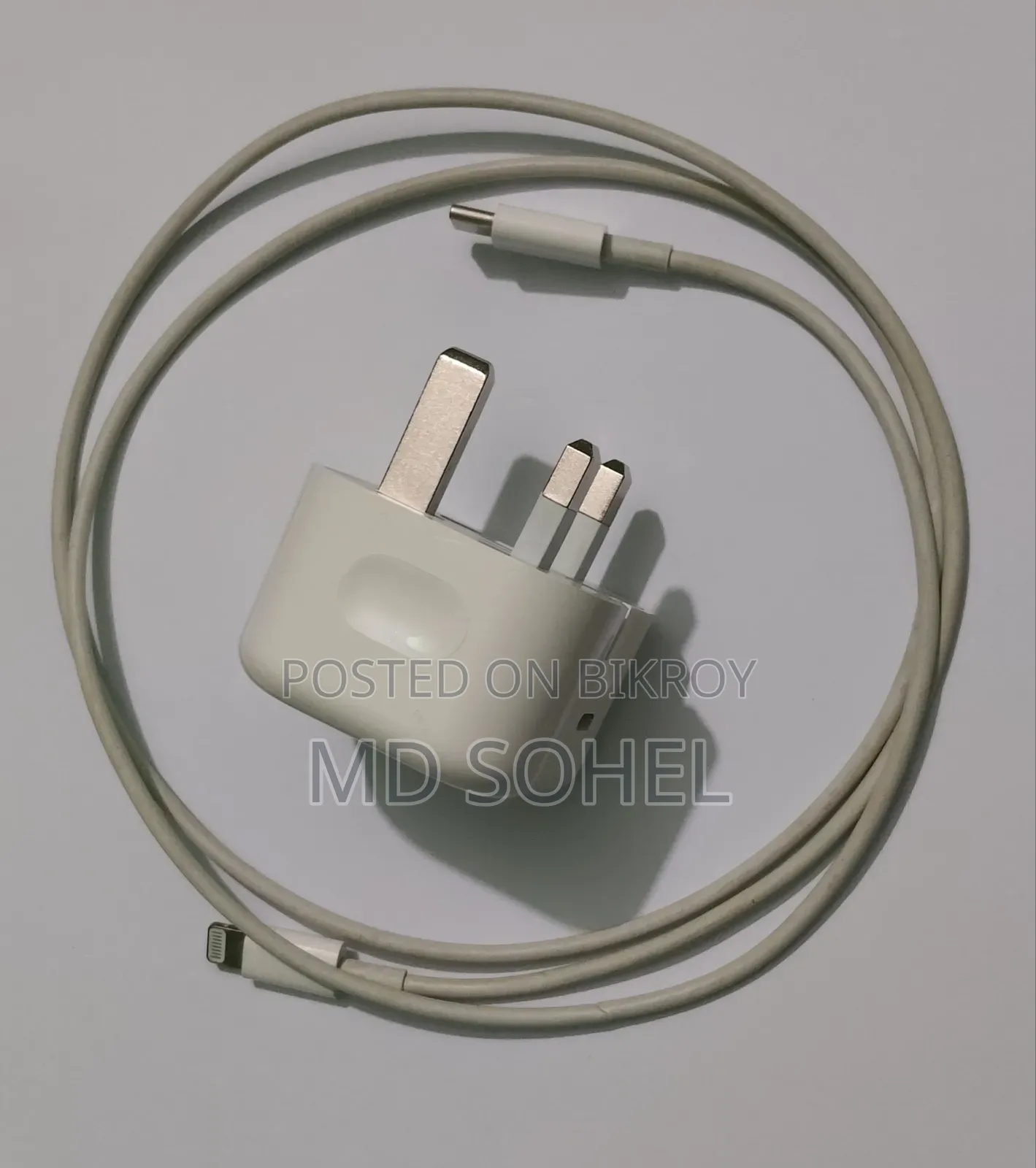 Apple iPhone Charger