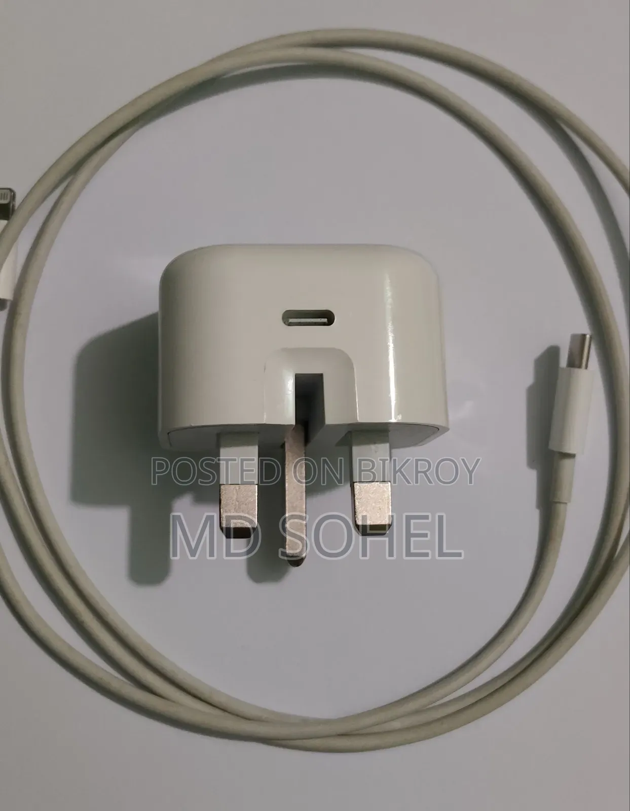 Apple iPhone Charger