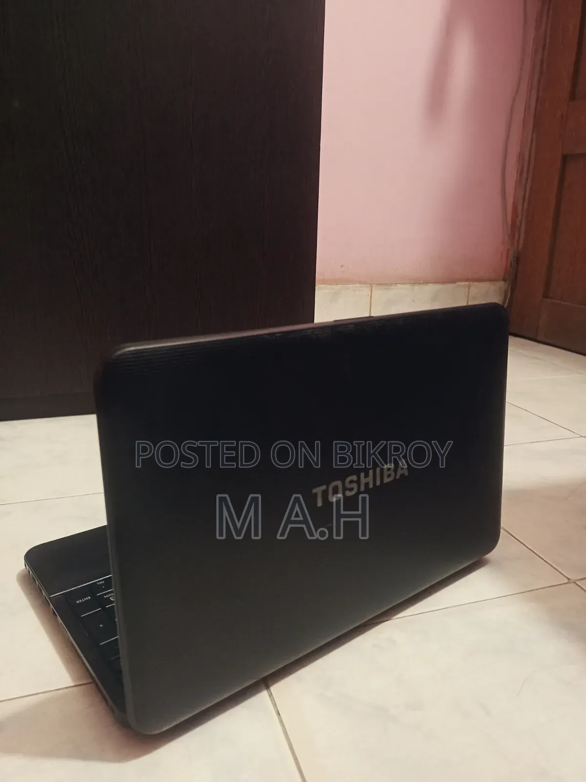 Laptop Toshiba Satellite C850 4GB Intel Core i3 HDD 320GB