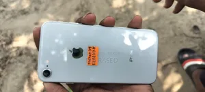 অ্যাপল আইফোন ৮ ৬৪ জিবি সাদা