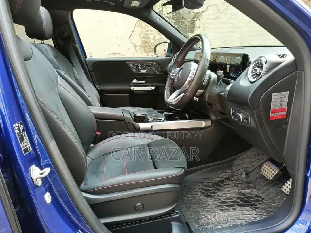 Mercedes-Benz GLB-Class GLB 200 2020 Blue