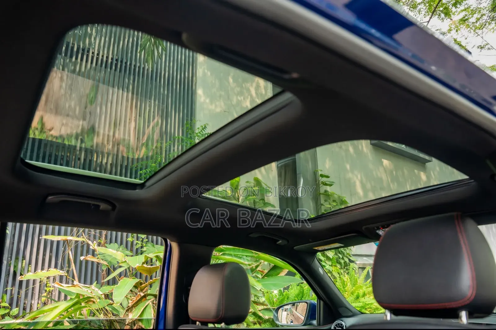 Mercedes-Benz GLB-Class GLB 200 2020 Blue