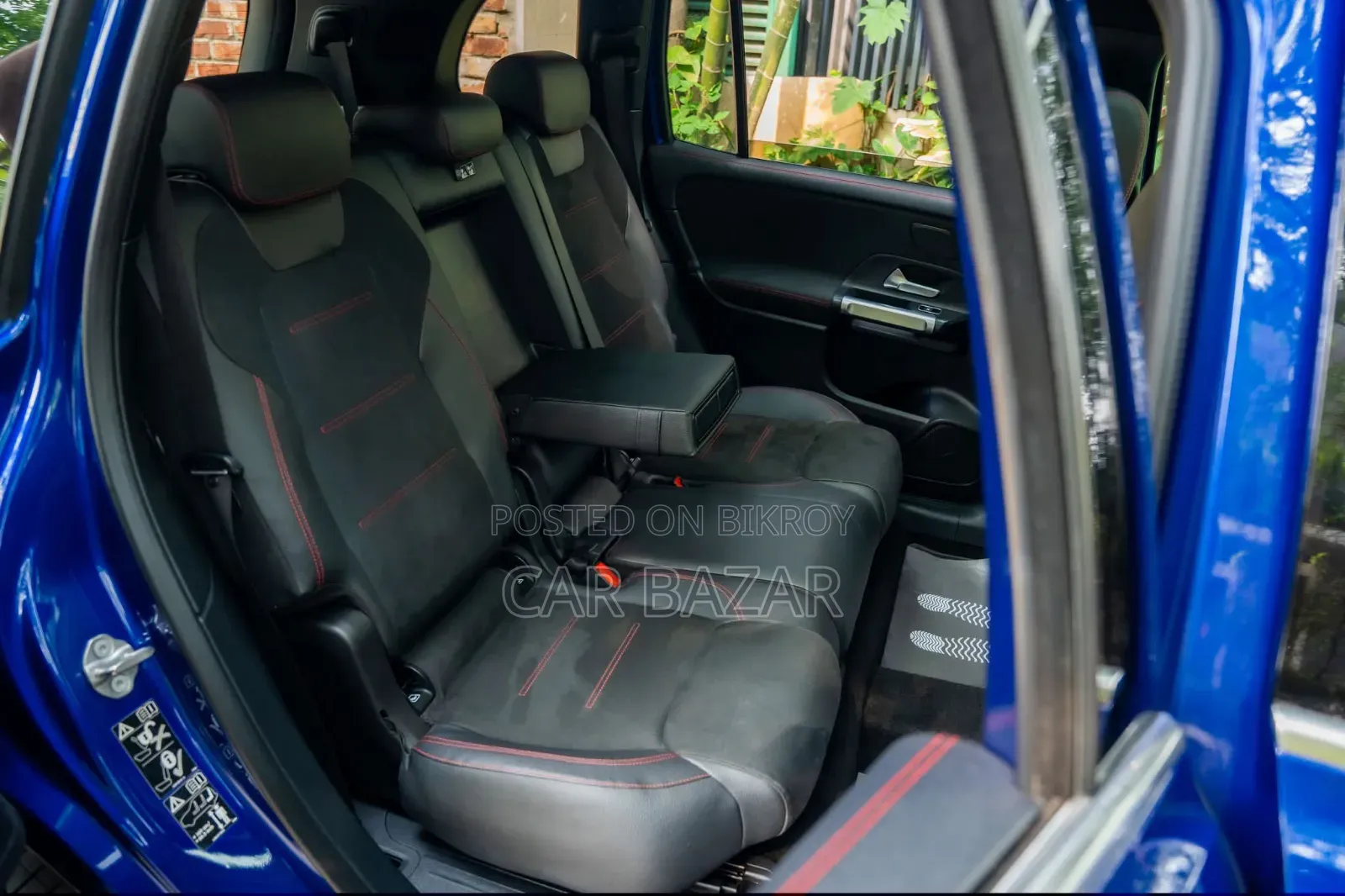 Mercedes-Benz GLB-Class GLB 200 2020 Blue
