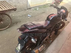 Bajaj Pulsar 180 2015 Black