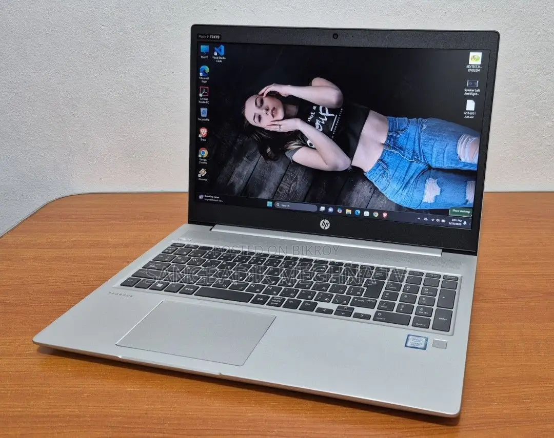 HP Laptop 3GB Intel SSD 256GB