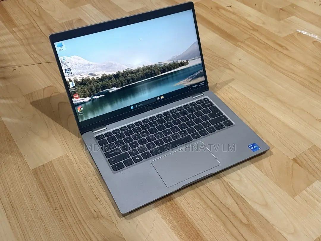Laptop Dell 3GB Intel SSD 256GB