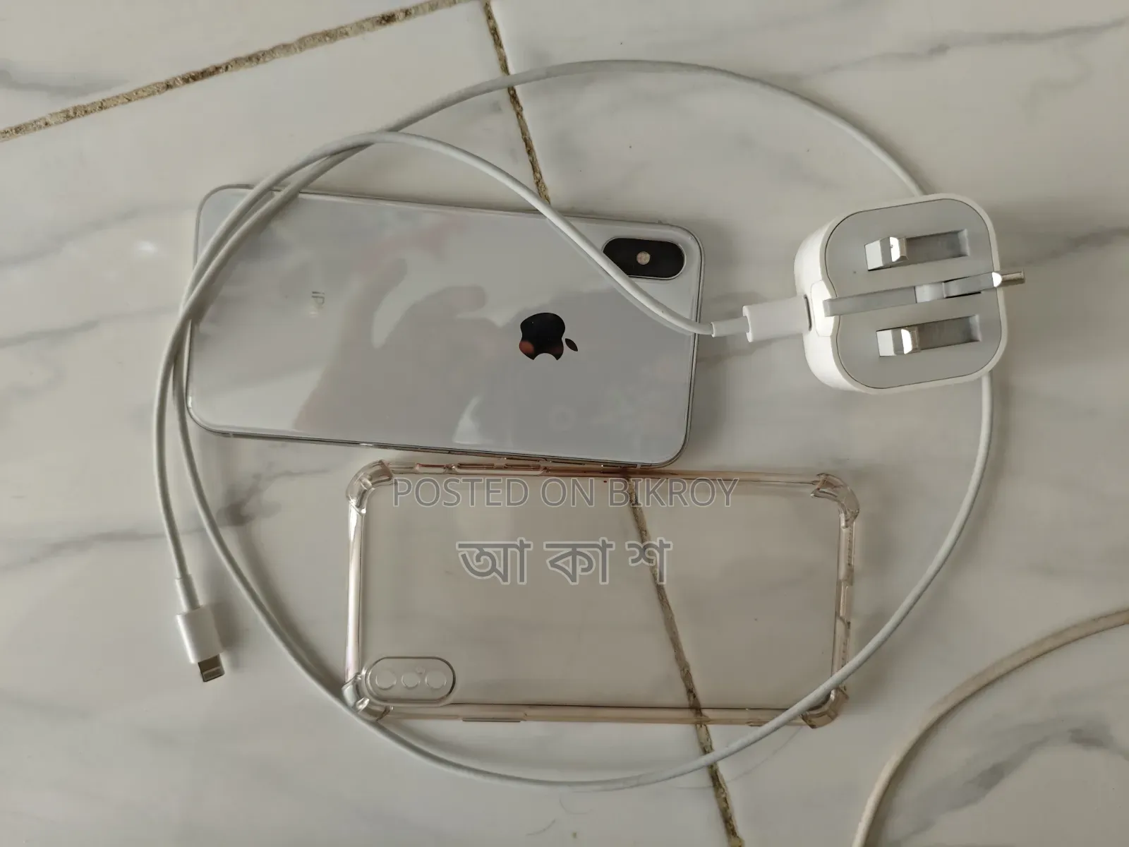 Apple iPhone X 256 GB White