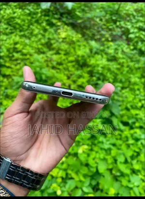 নিউ অনার ৯০ ২৫৬ জিবি গ্রিন