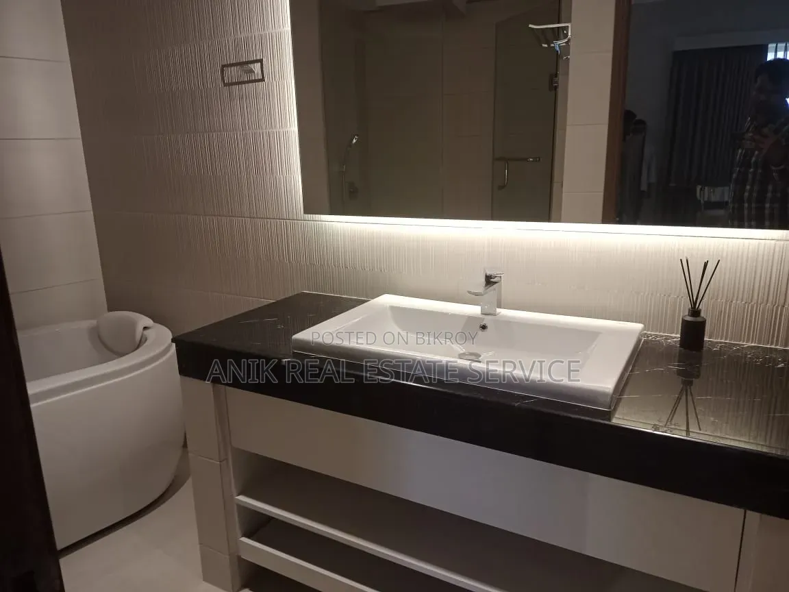 Furnished 4-Bedroom Apartment in Anik Real Estate, Baridhara for Rent