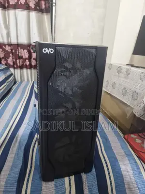 Desktop Computer 8GB AMD Ryzen 5 SSD 256GB