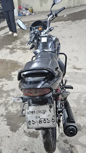হিরো গ্ল্যামার ২০১৭ ব্ল্যাক