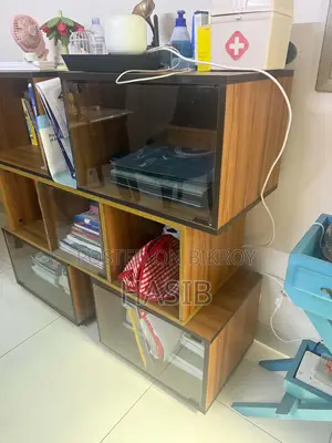 Used Book Shelf Hatil