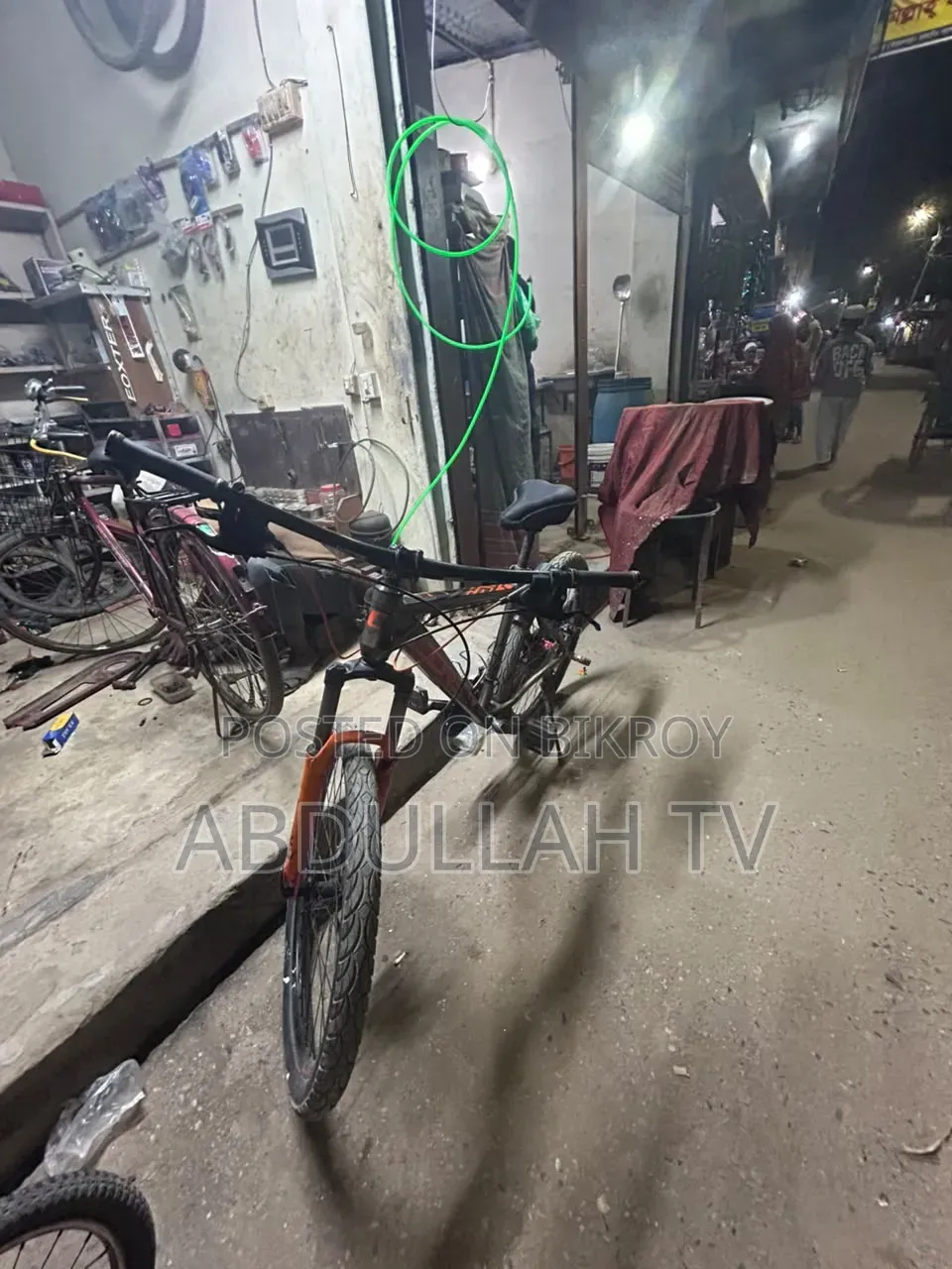 কাস্টমাইজ সাইকেল একদম নতুনের মতো