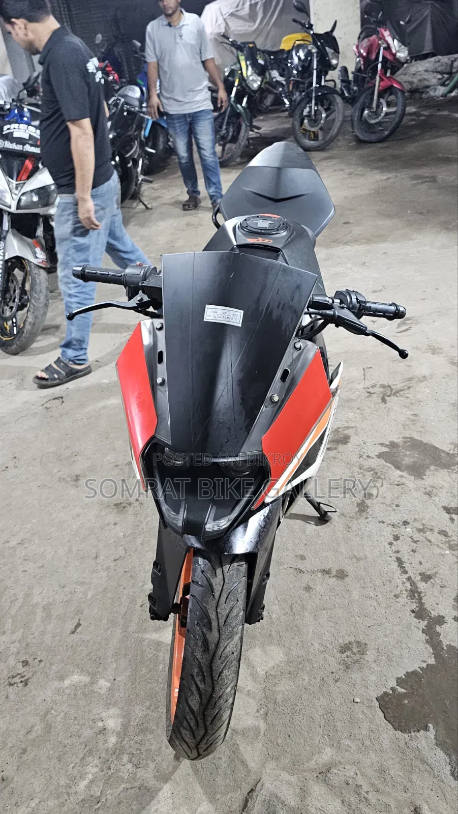 কেটিএম আরসি ১২৫ ২০২১ কালো