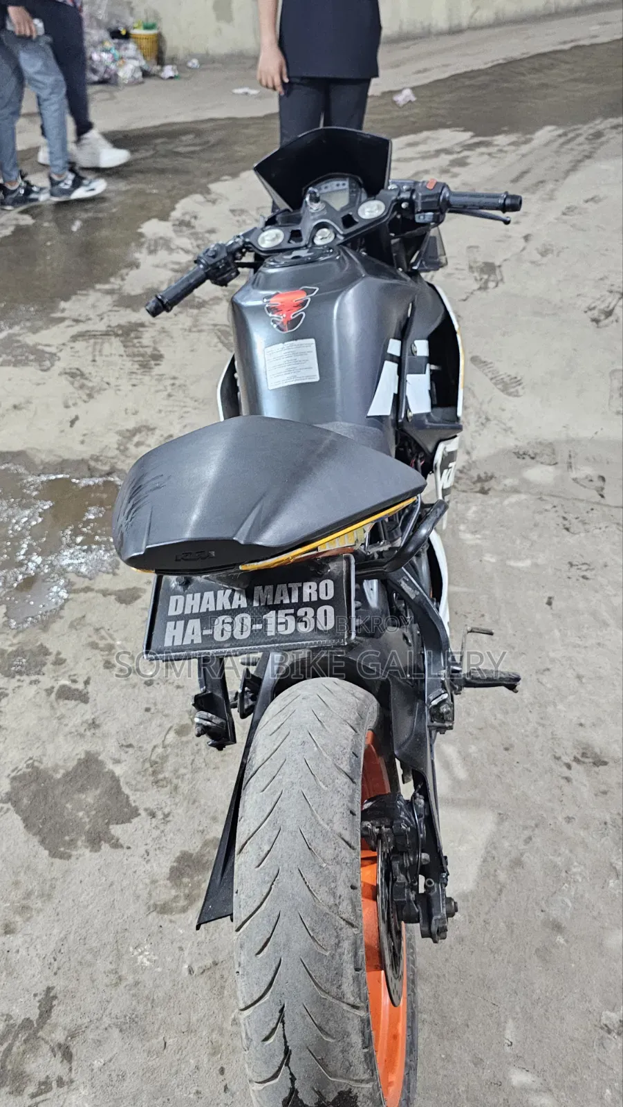 কেটিএম আরসি ১২৫ ২০২১ কালো