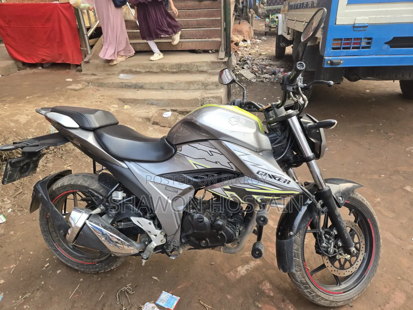 সুজুকি জিক্সার ২০২২ রূপালী