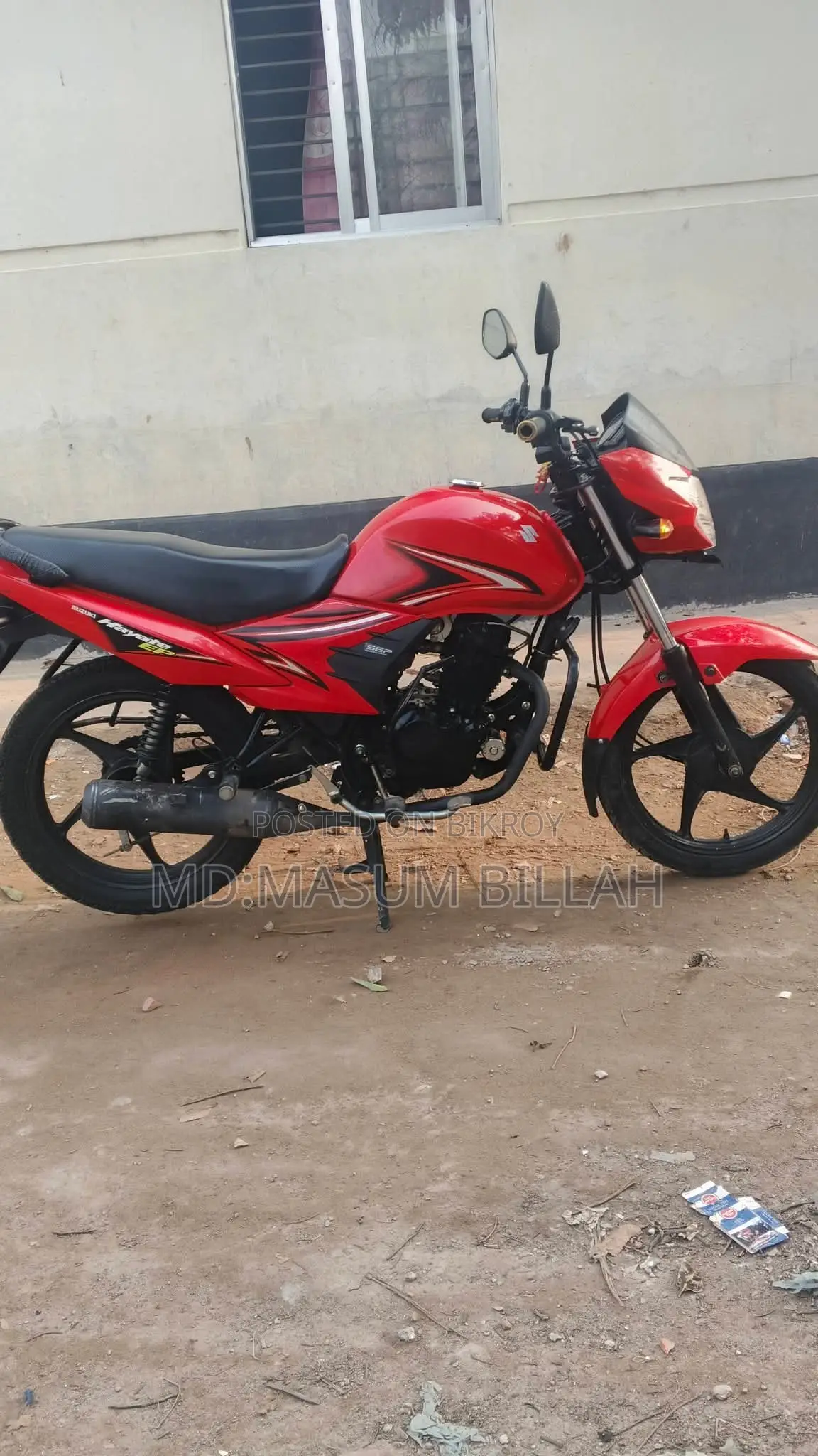 সুজুকি হায়াতে ২০২৩ লাল