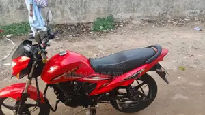 সুজুকি হায়াতে ২০২৩ লাল