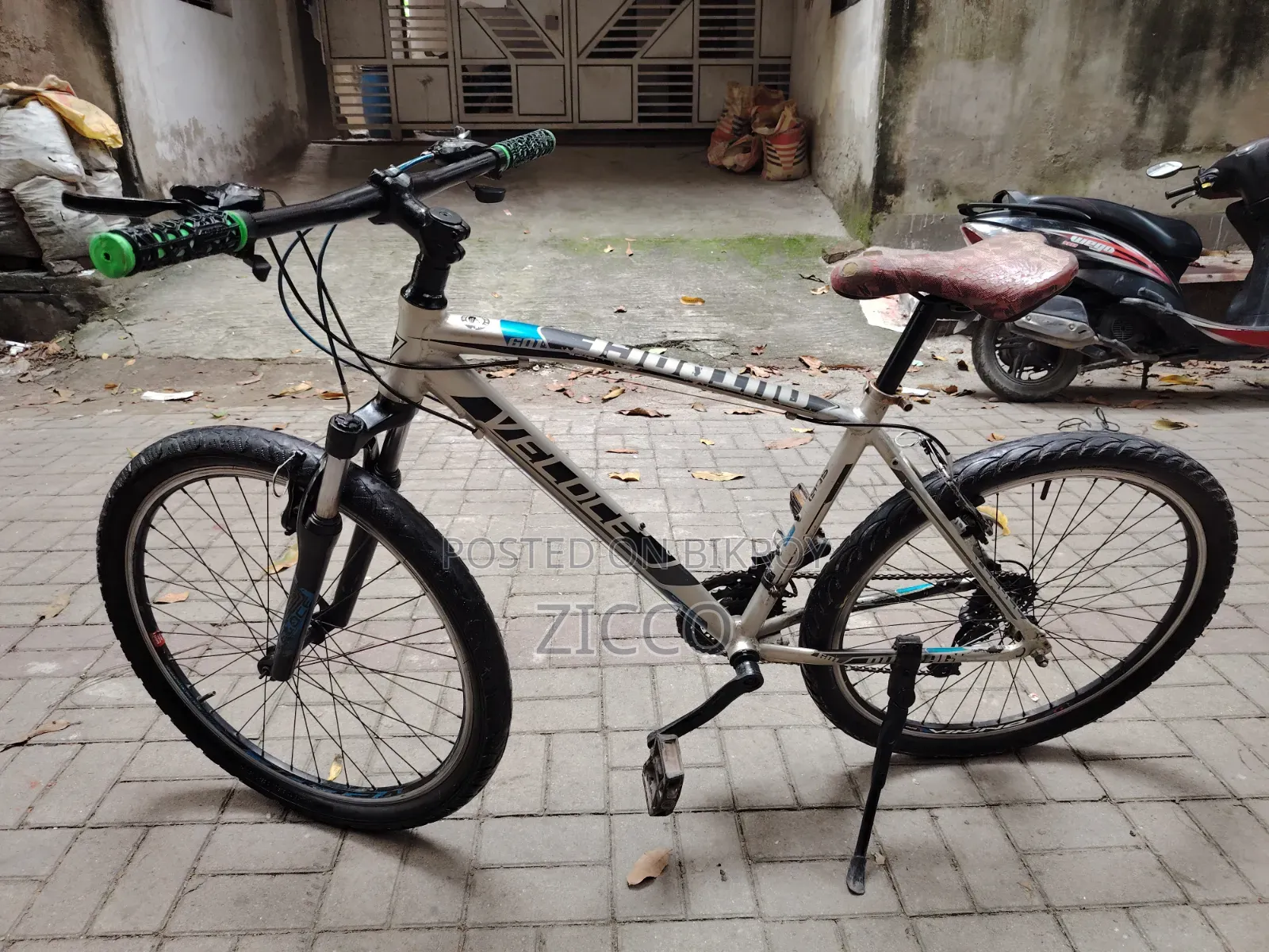 ভ্যালোস ৬০১ ভি-ব্রেক ফ্রেশ সাইকেল
