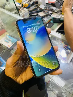 Apple iPhone X 64 GB White