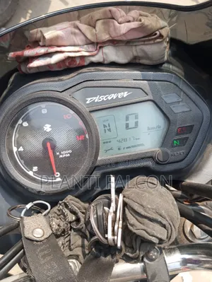 Bajaj Discover 110 2021 Red