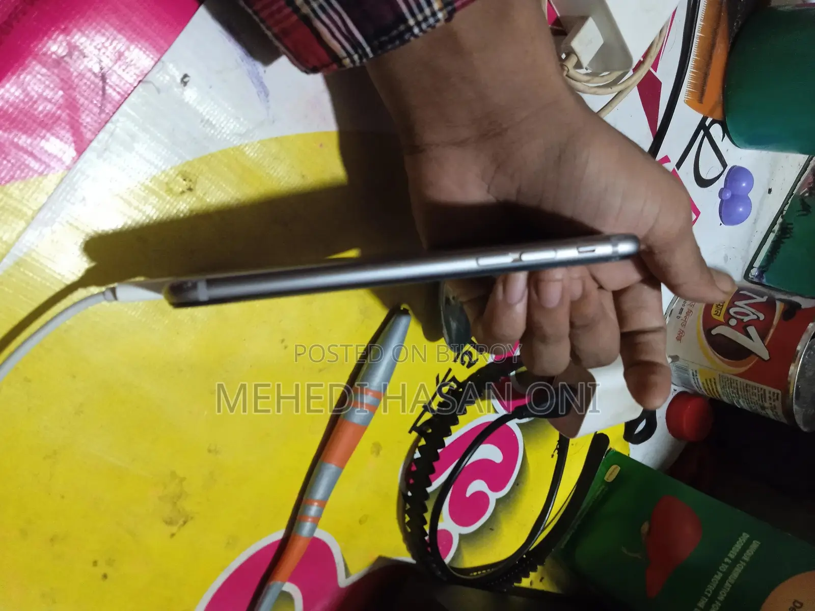 অ্যাপল আইফোন ৬এস ৬৪ জিবি সিলভার