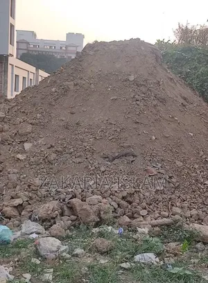 মানিকগঞ্জে সব ধরনের লেবার কাজ করা হয়