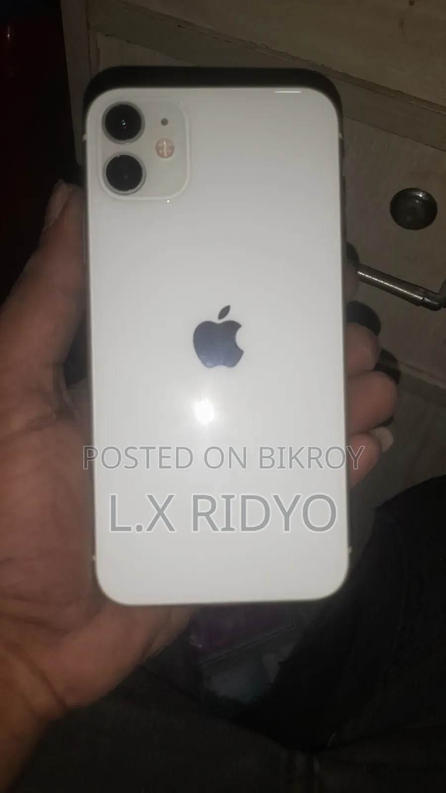 অ্যাপল আইফোন ১১ ১২৮ জিবি হোয়াইট