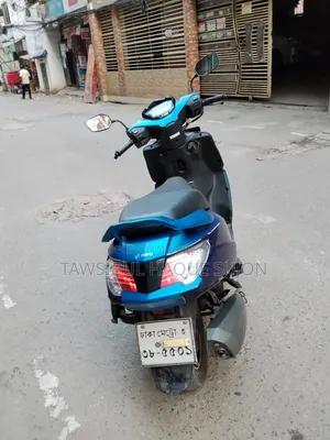 Hero Maestro EDGE 110 XTEC 2023 Blue