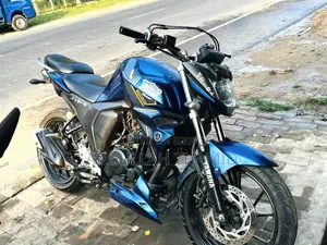 ইয়ামাহা এফজেডএস ভি২ ২০২১ ব্লু