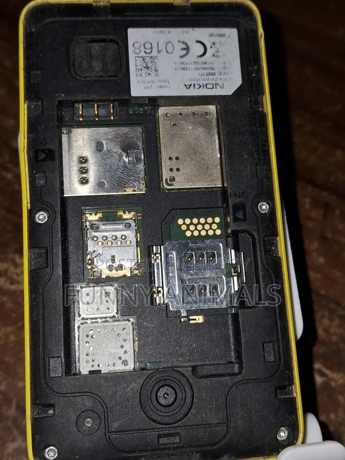 Nokia Asha 210 Yellow