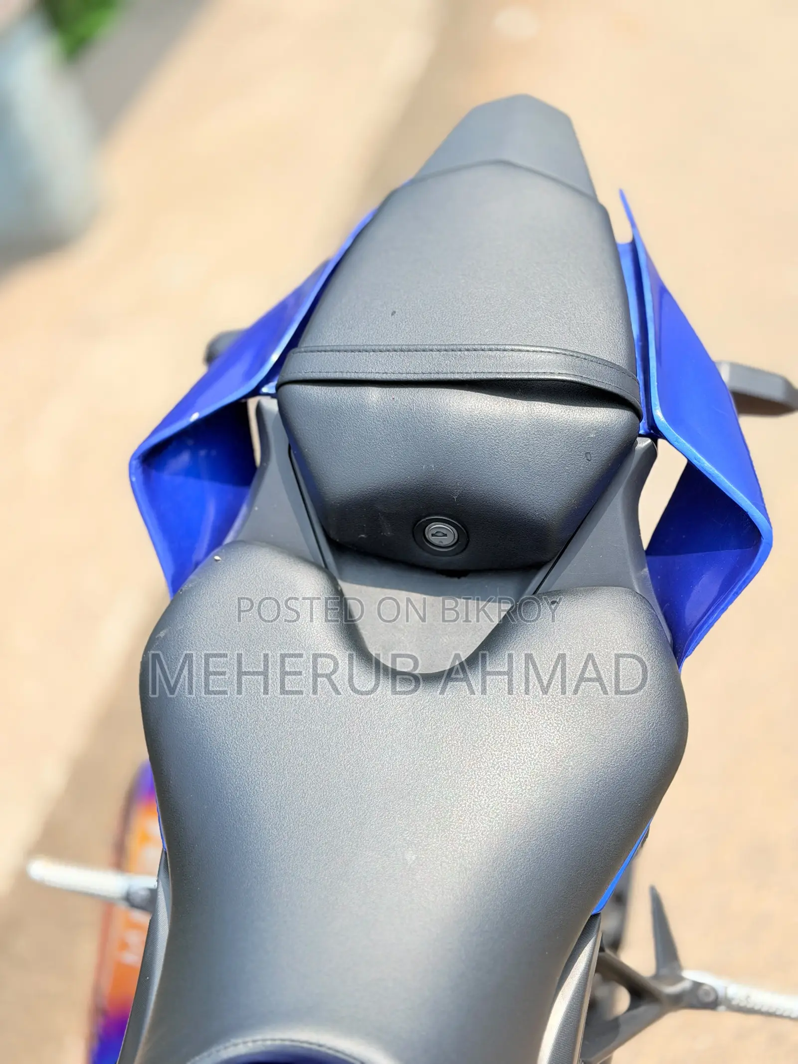 ইয়ামাহা আর১ ২০২২ ব্লু