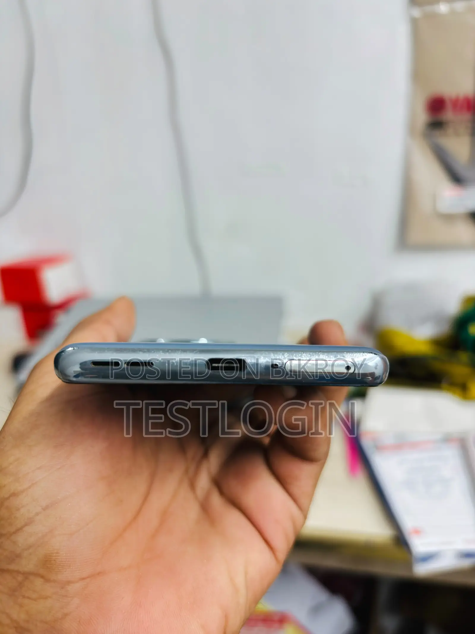 ওয়ানপ্লাস ১১আর ২৫৬ জিবি ব্লু