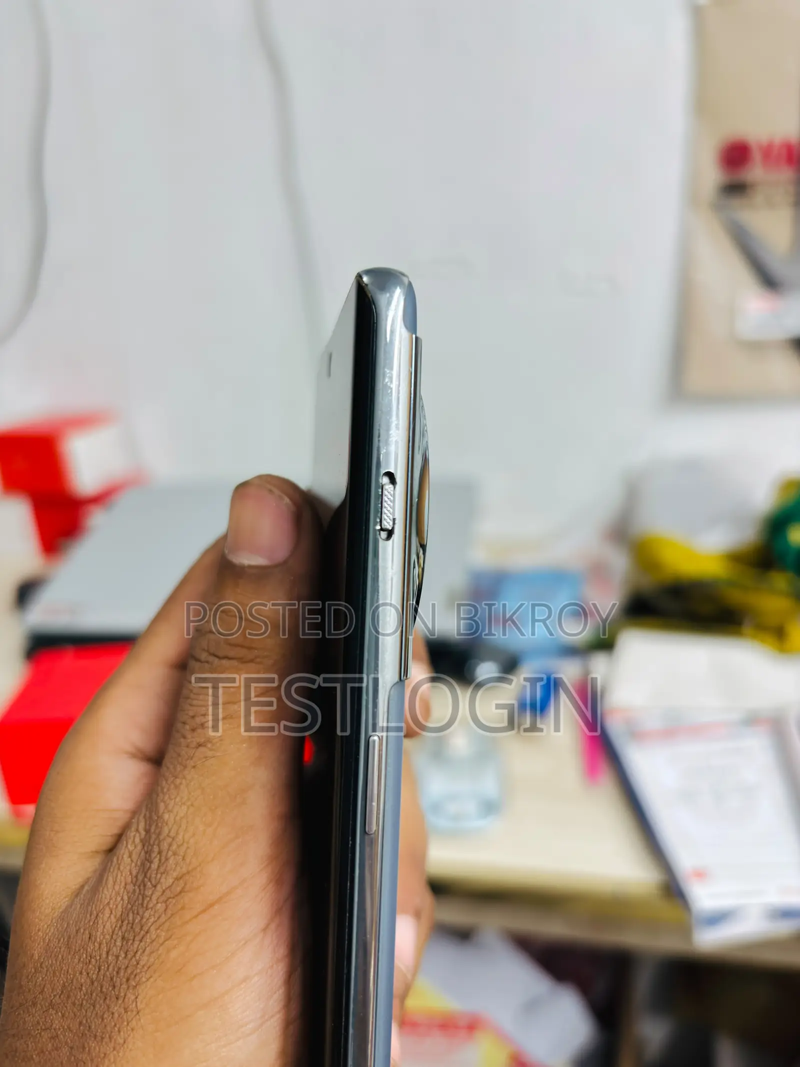 ওয়ানপ্লাস ১১আর ২৫৬ জিবি ব্লু