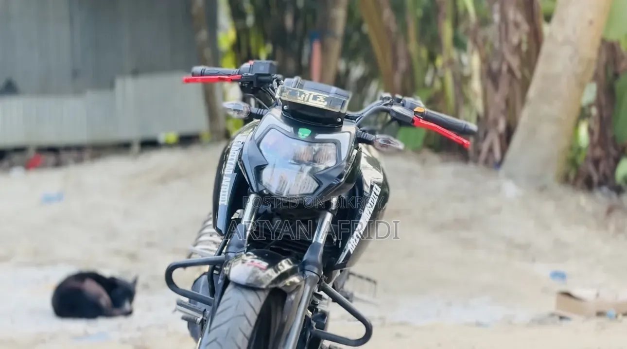 New TVS Apache RTR 160 4V 2022 Black