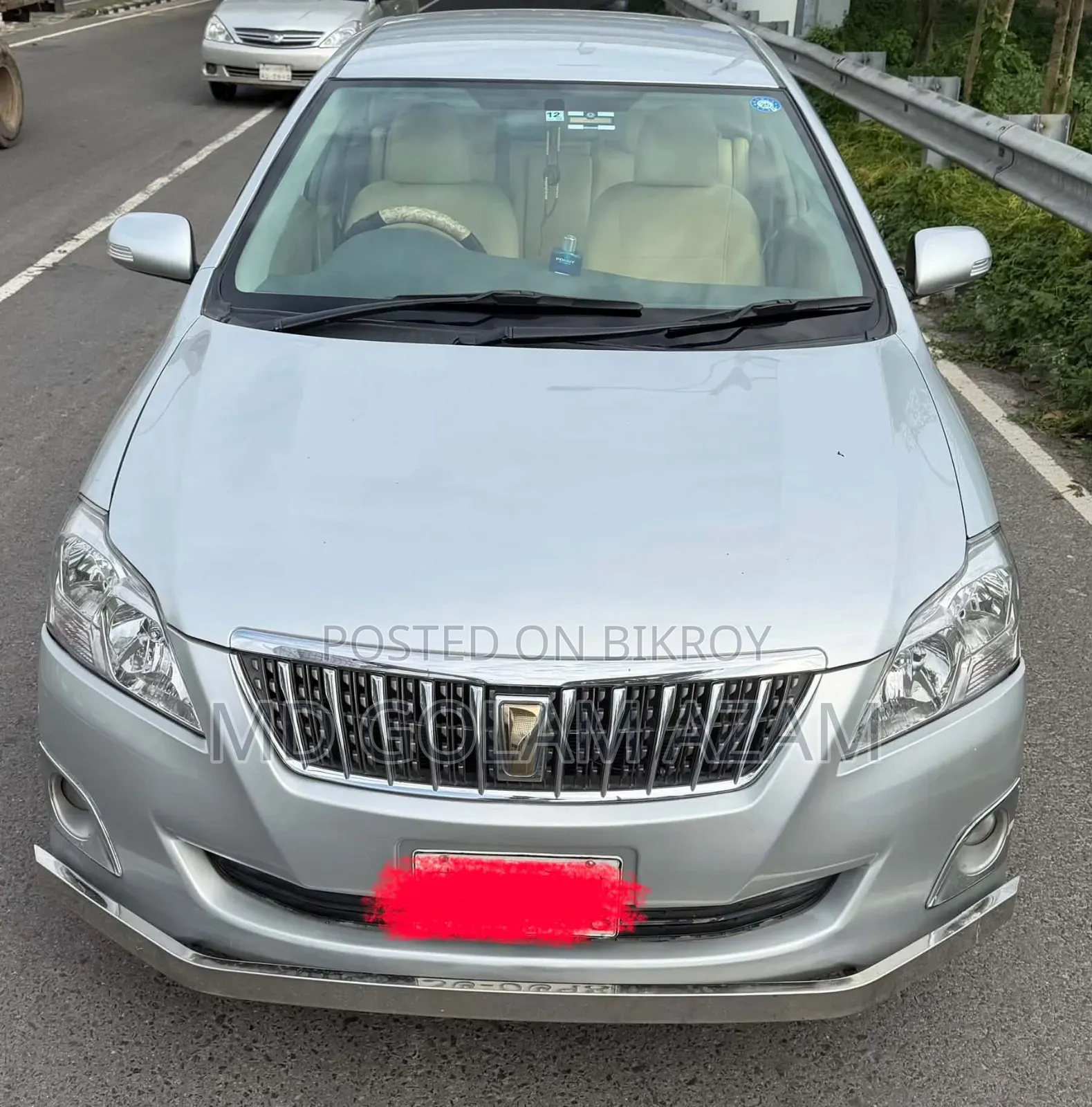 টয়োটা প্রিমিও ২০১২ সিলভার