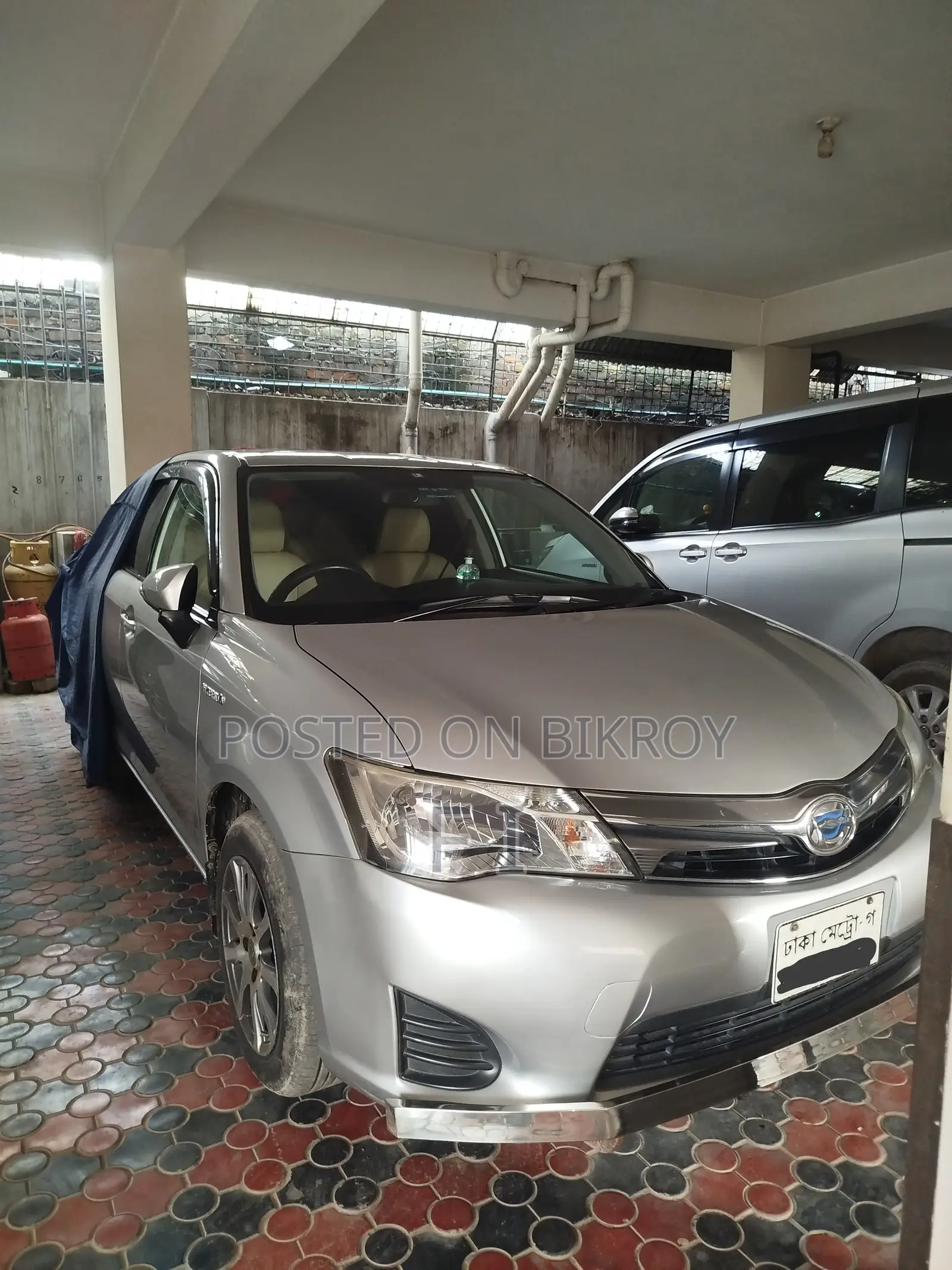 টয়োটা এক্সিও ২০১৪ সিলভার