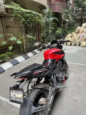 Bajaj Pulsar NS 160 2018 Red