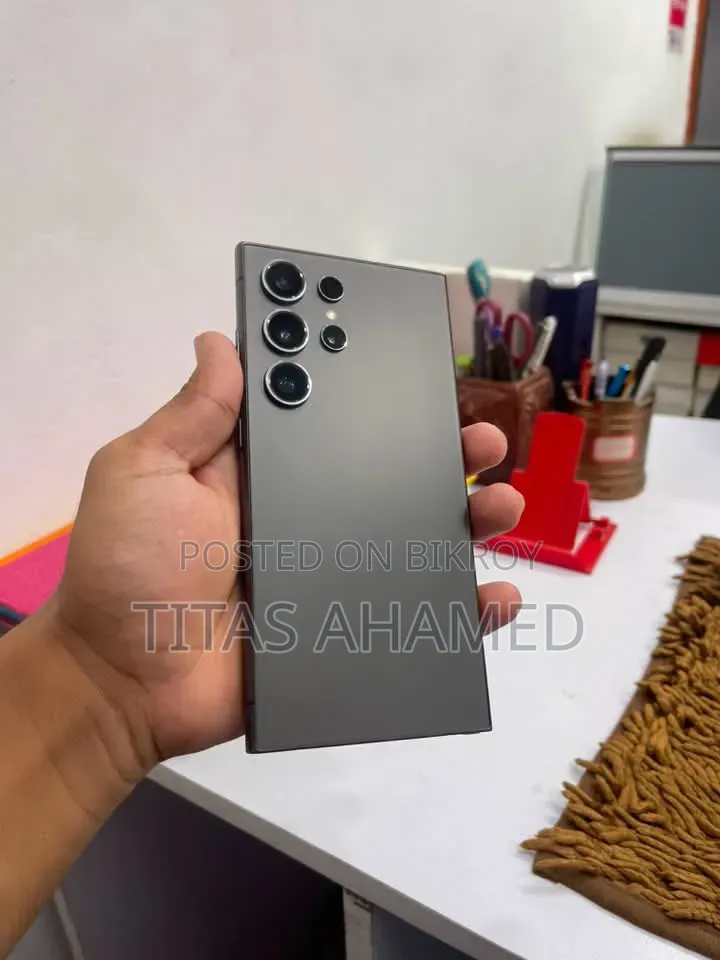 স্যামসাং গ্যালাক্সি এস২৪ আল্ট্রা ২৫৬ জিবি