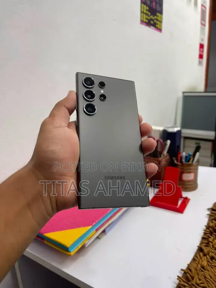 স্যামসাং গ্যালাক্সি এস২৪ আল্ট্রা ২৫৬ জিবি