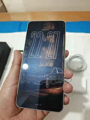 আইকিউওও নিও১১ ২৫৬ জিবি সাদা