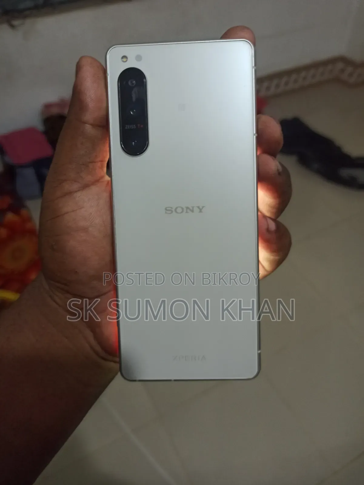 সনি এক্সপেরিয়া ৫ আইভি ১২৮ জিবি হোয়াইট