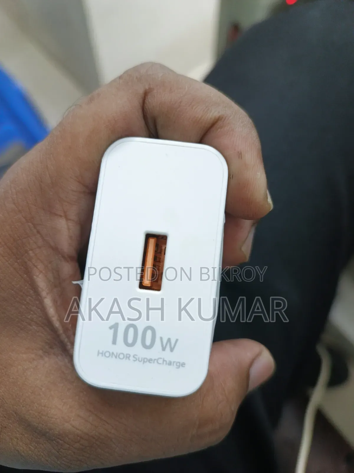 Honor Magic 8 Pro Charger and Cable